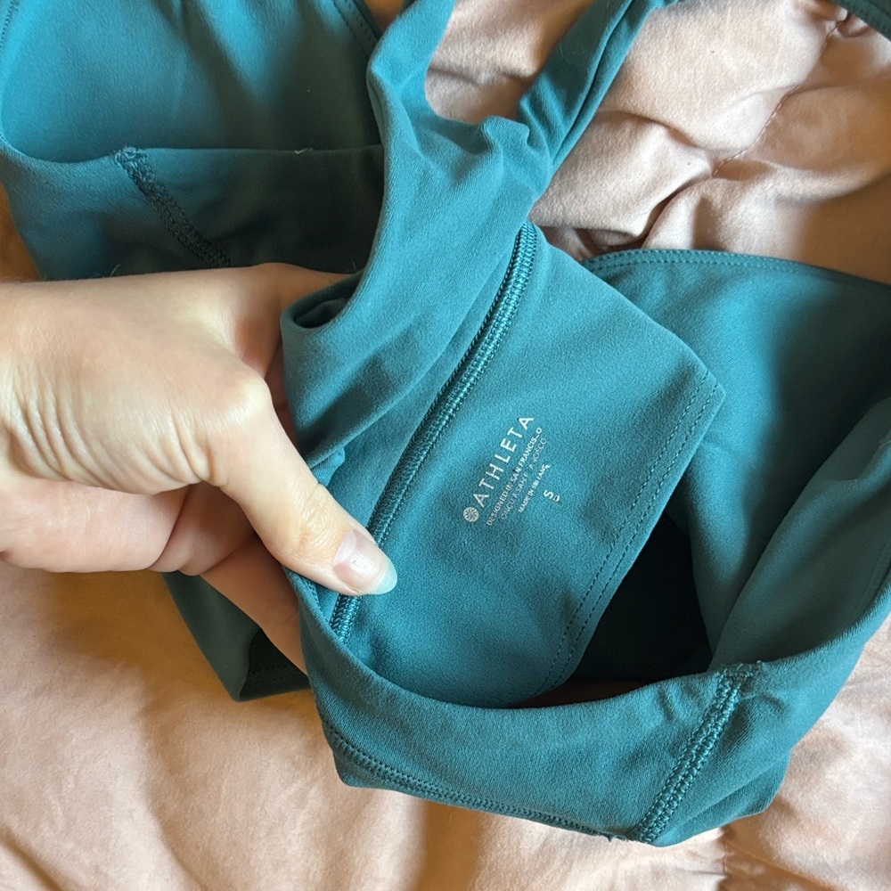Athleta Transcend Bra in Borealis Green - Picture 6 of 6